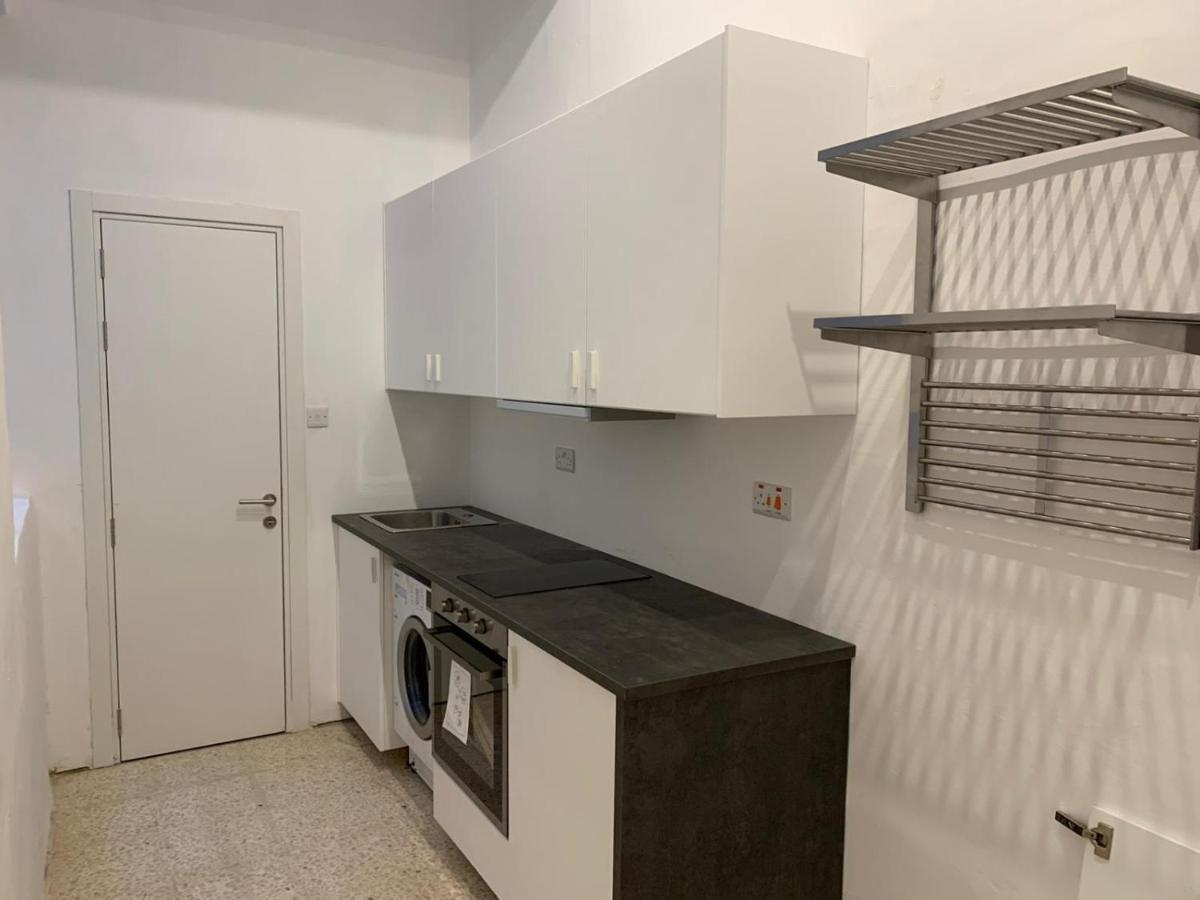 4 Bedroom Apartment In Sliema Near The Sea Kültér fotó