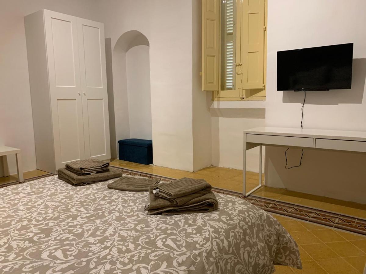 4 Bedroom Apartment In Sliema Near The Sea Kültér fotó